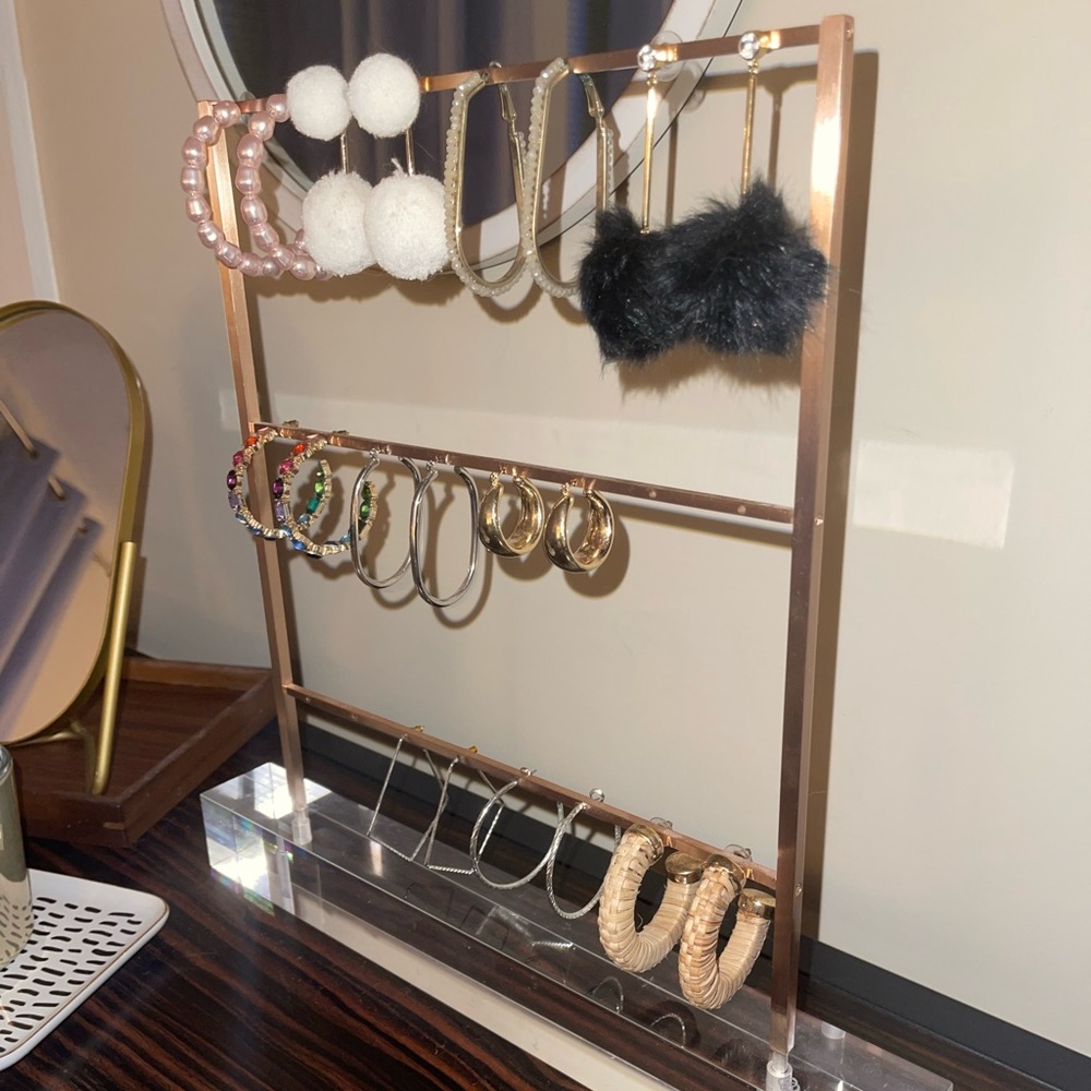 Kendra Scott Jewelry Earring Stand 🤩